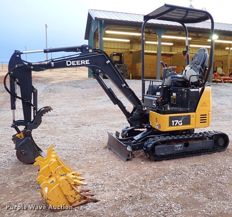 image for item IS9348 2018 John Deere 17G  mini excavator