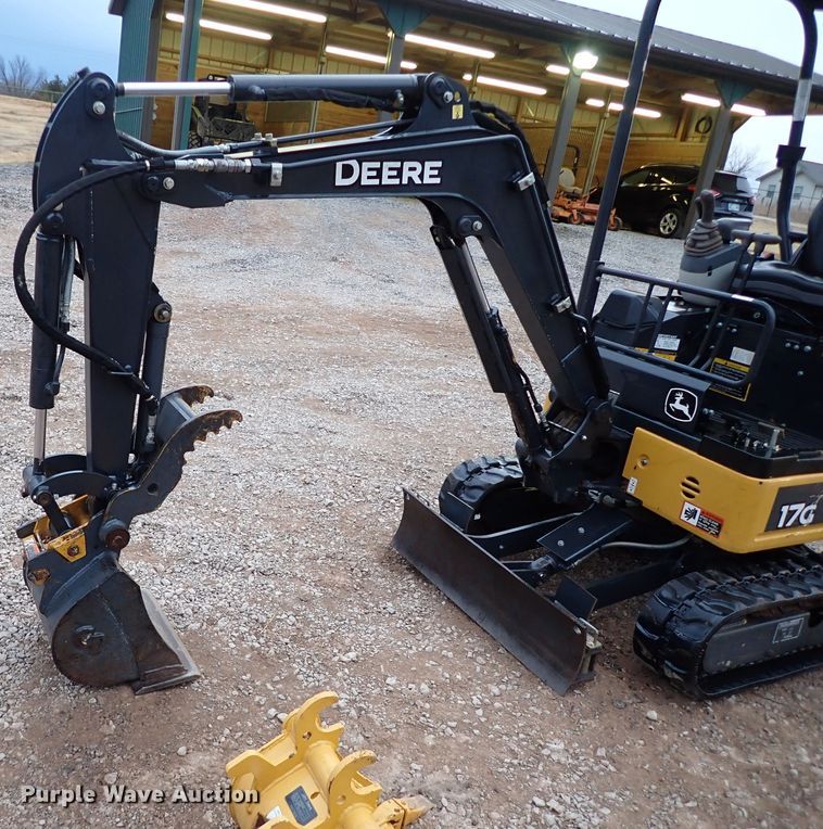 image for item IS9348 2018 John Deere 17G  mini excavator