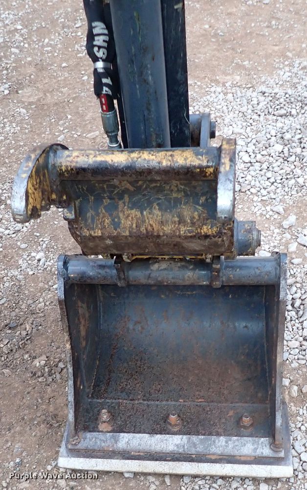 image for item IS9348 2018 John Deere 17G  mini excavator