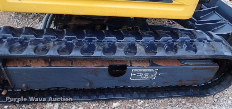 image for item IS9348 2018 John Deere 17G  mini excavator