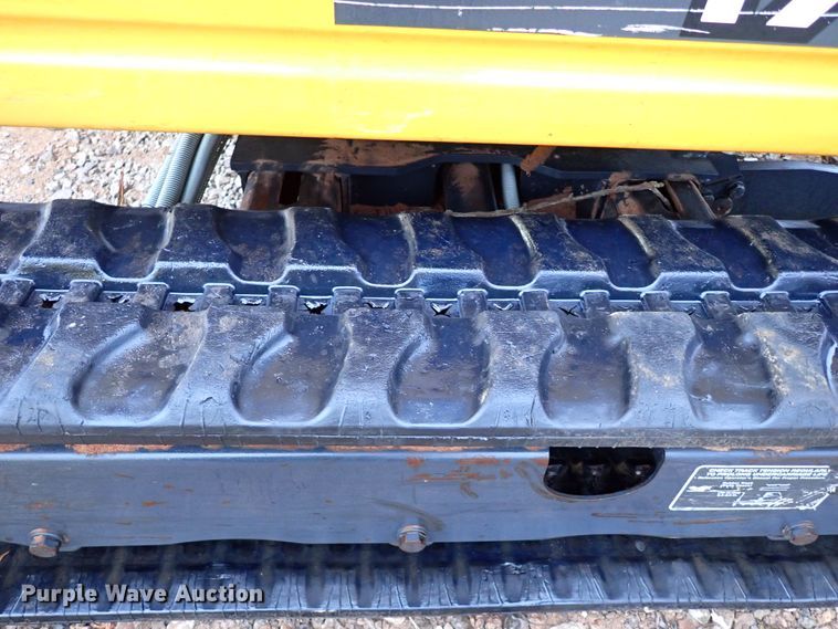 image for item IS9348 2018 John Deere 17G  mini excavator