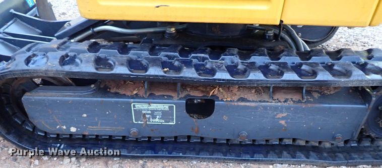 image for item IS9348 2018 John Deere 17G  mini excavator