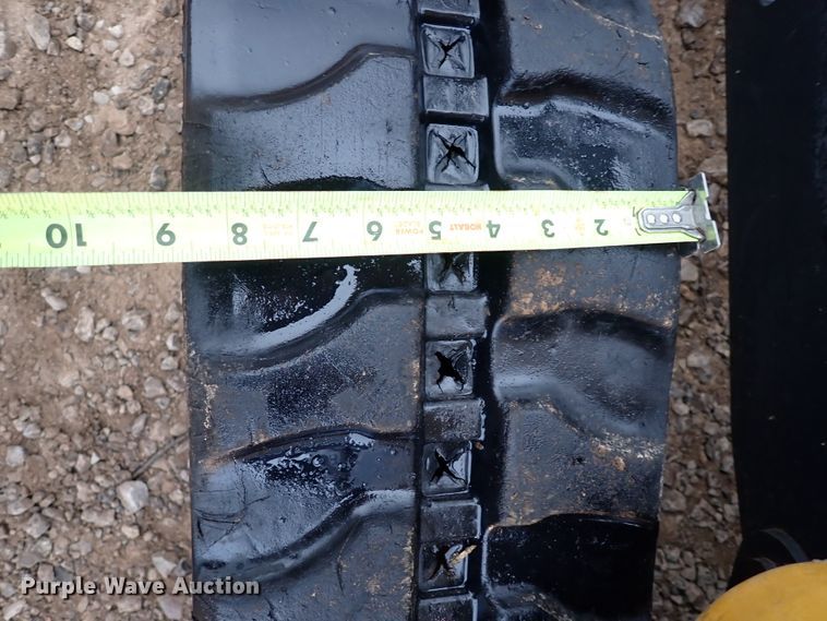 image for item IS9348 2018 John Deere 17G  mini excavator