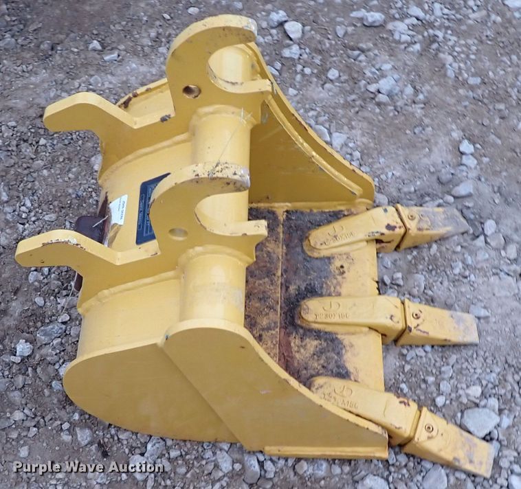 image for item IS9348 2018 John Deere 17G  mini excavator