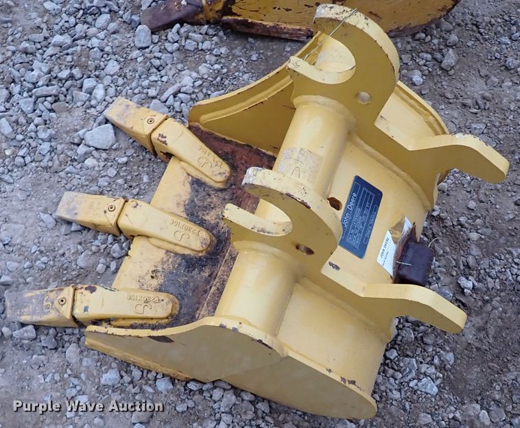 image for item IS9348 2018 John Deere 17G  mini excavator