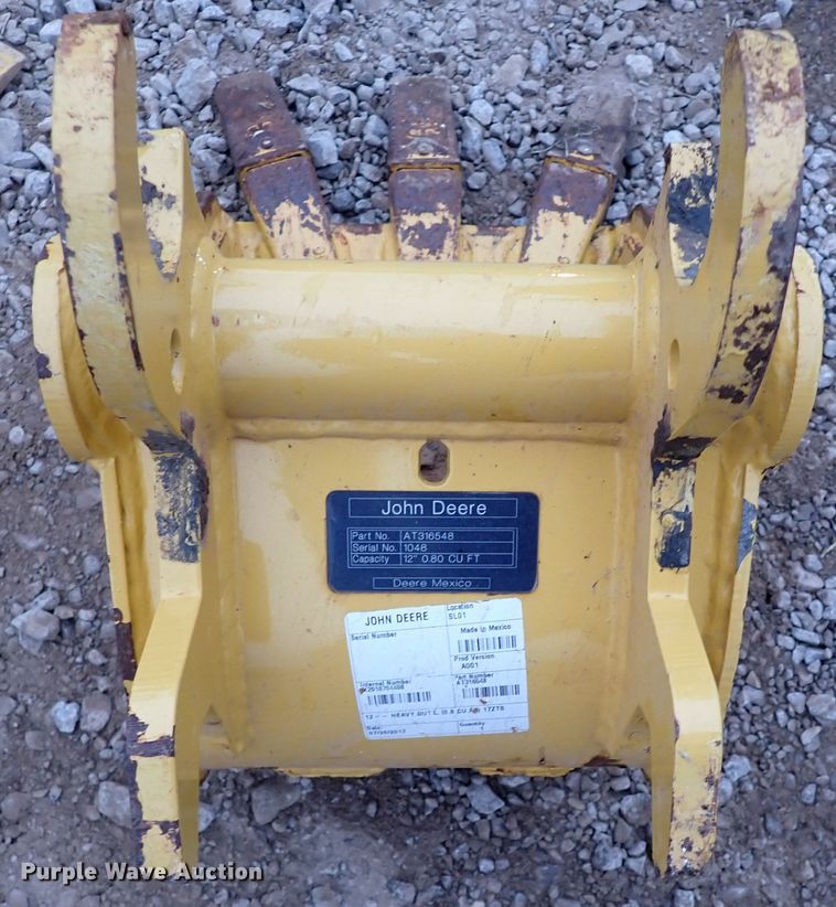 image for item IS9348 2018 John Deere 17G  mini excavator