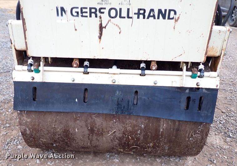 image for item IS9351 1997 Ingersoll Rand DD24  double drum vibratory roller