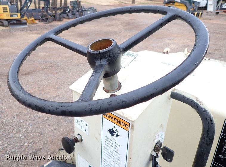 image for item IS9351 1997 Ingersoll Rand DD24  double drum vibratory roller