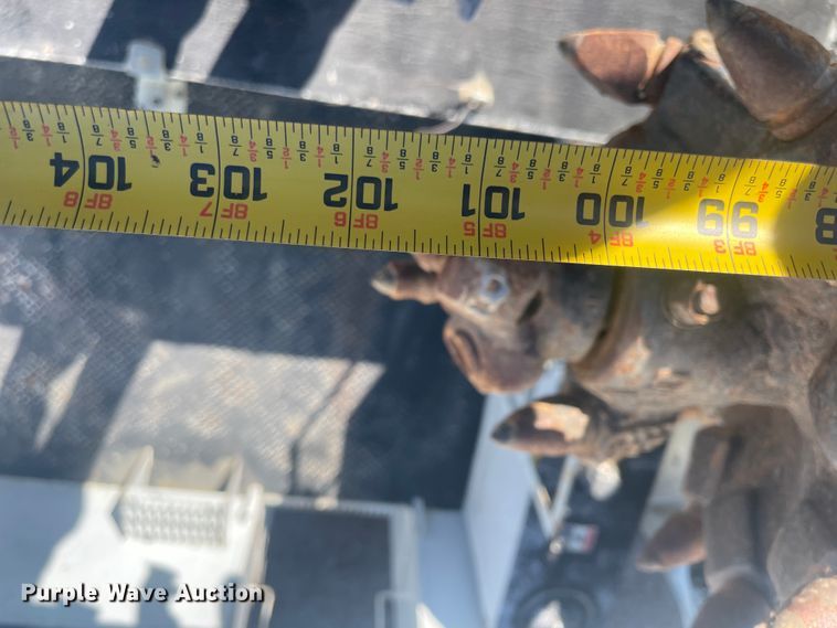 image for item IX9706 2009 International 7400  digger derrick truck