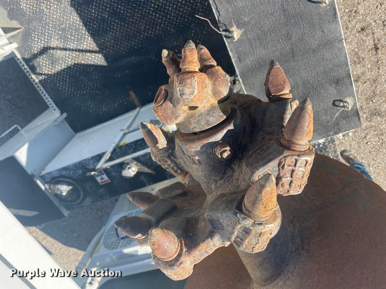 image for item IX9706 2009 International 7400  digger derrick truck