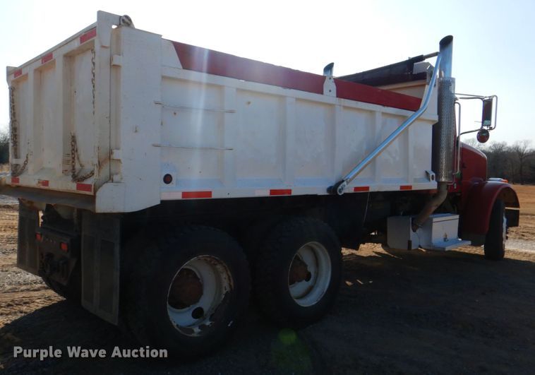 image for item JD9484 2008 Peterbilt 365  dump truck