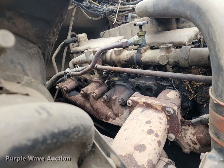 image for item JE9154 1985 Ford 9000  dump truck