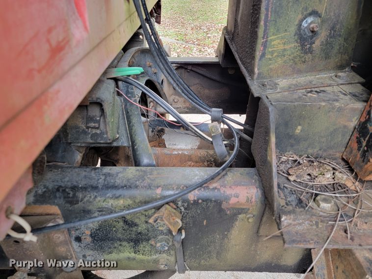 image for item JE9154 1985 Ford 9000  dump truck