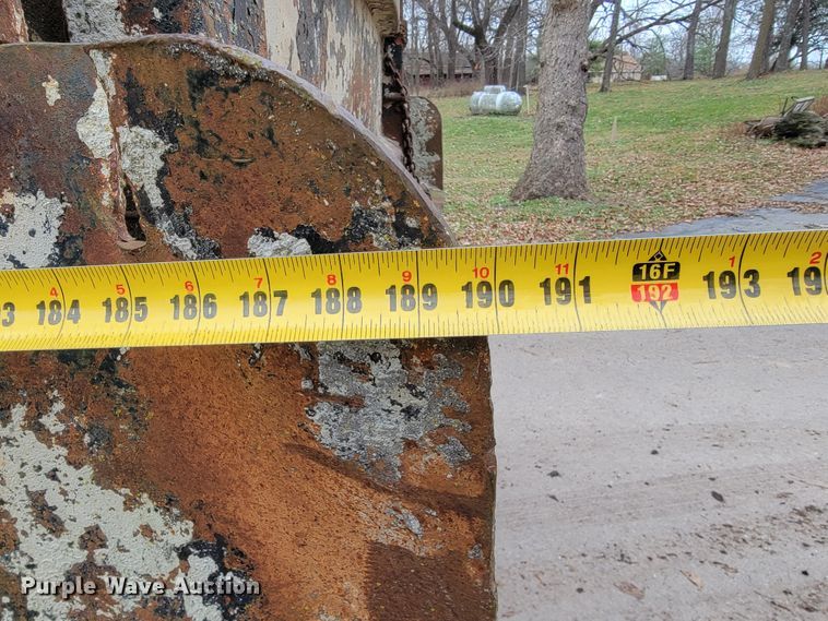 image for item JE9154 1985 Ford 9000  dump truck