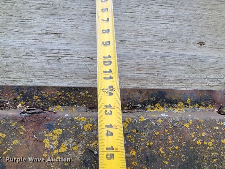 image for item JE9154 1985 Ford 9000  dump truck