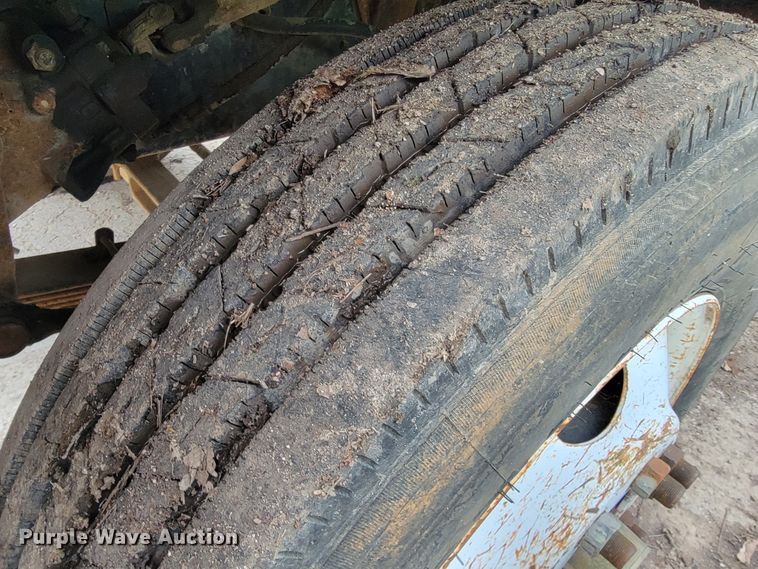 image for item JE9154 1985 Ford 9000  dump truck