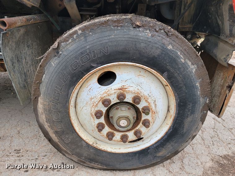 image for item JE9154 1985 Ford 9000  dump truck