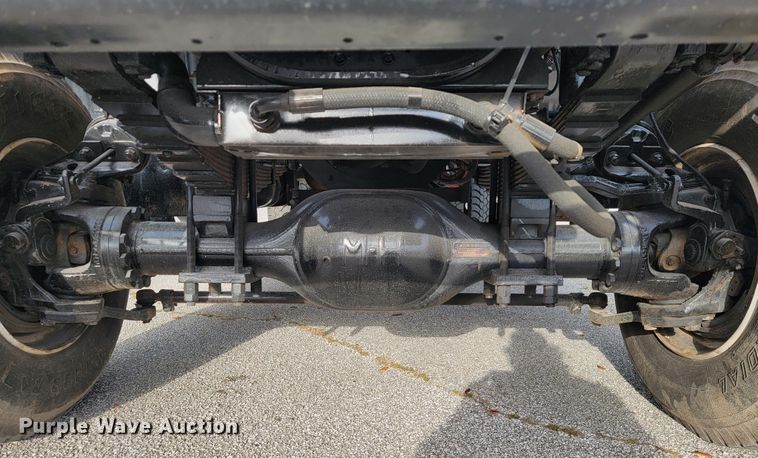 image for item JE9168 2004 Freightliner Business Class M2  pressure digger truck