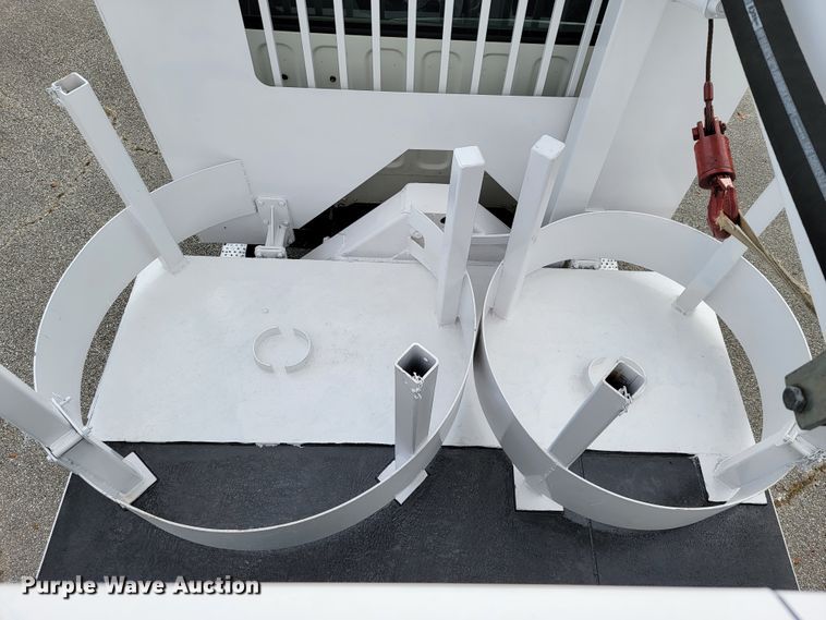 image for item JE9168 2004 Freightliner Business Class M2  pressure digger truck