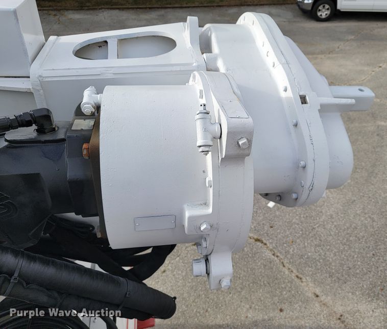 image for item JE9168 2004 Freightliner Business Class M2  pressure digger truck