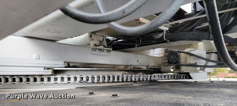 image for item JE9168 2004 Freightliner Business Class M2  pressure digger truck