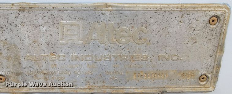 image for item JE9168 2004 Freightliner Business Class M2  pressure digger truck