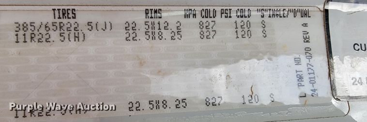 image for item JE9168 2004 Freightliner Business Class M2  pressure digger truck