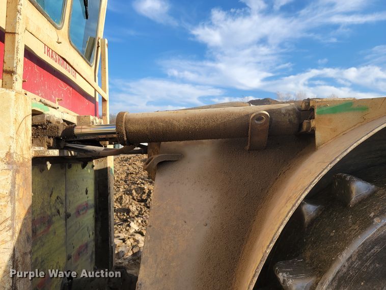 image for item JE9227 Rex 3-70  landfill compactor