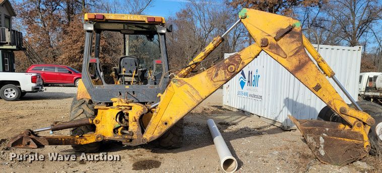 image for item JE9228 John Deere 410C  backhoe