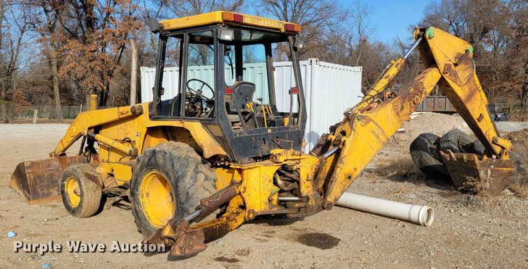 image for item JE9228 John Deere 410C  backhoe