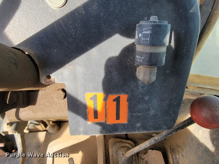 image for item JE9228 John Deere 410C  backhoe