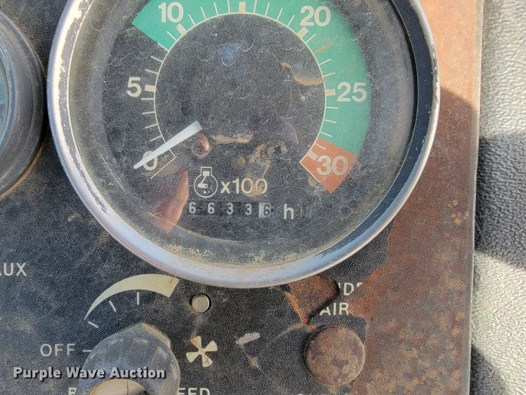 image for item JE9228 John Deere 410C  backhoe