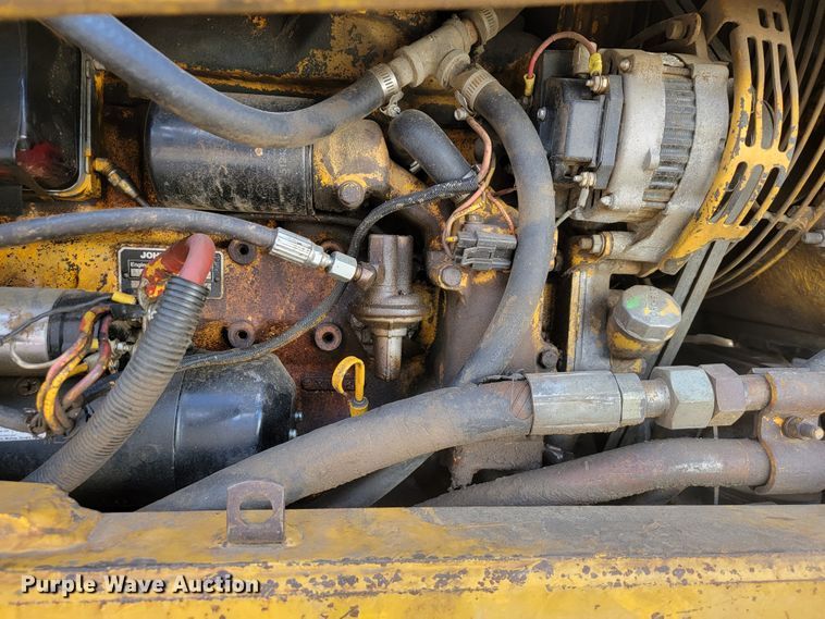 image for item JE9228 John Deere 410C  backhoe