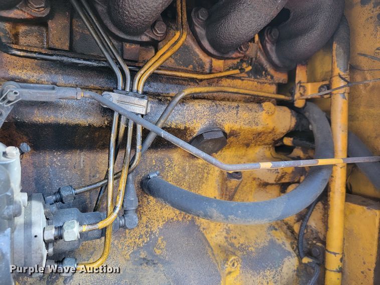 image for item JE9228 John Deere 410C  backhoe