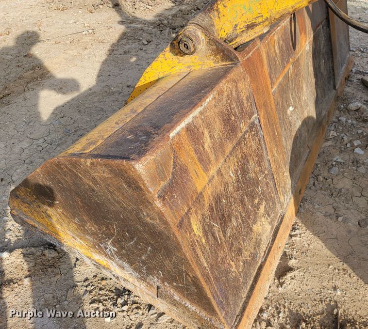 image for item JE9228 John Deere 410C  backhoe