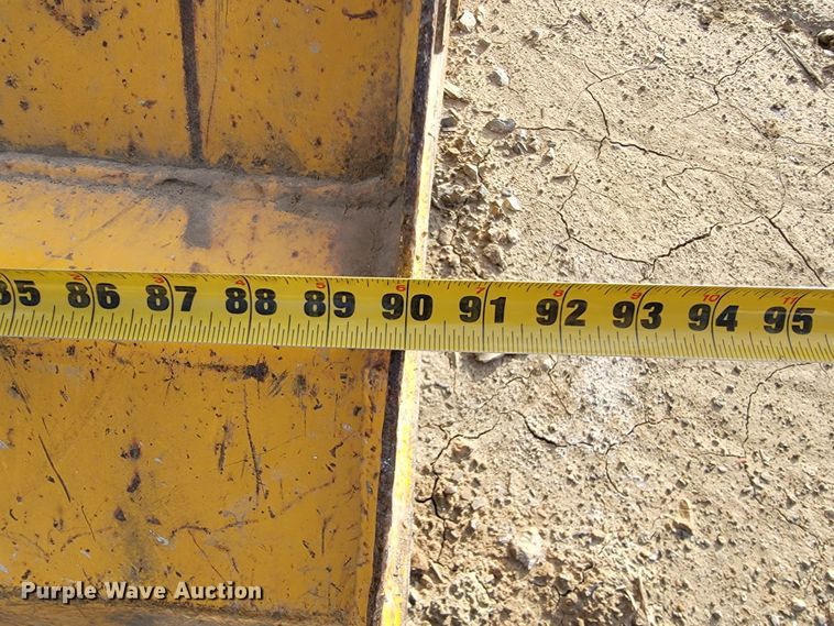 image for item JE9228 John Deere 410C  backhoe