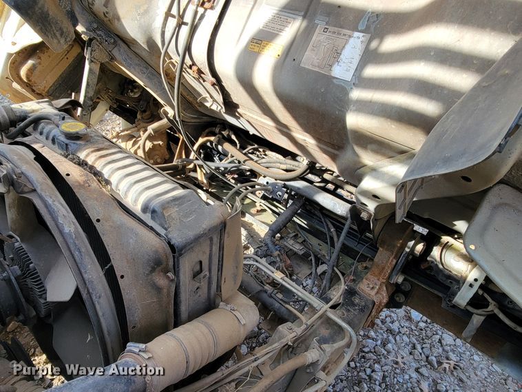 image for item JE9230 1993 GMC 4000DSL  flatbed truck