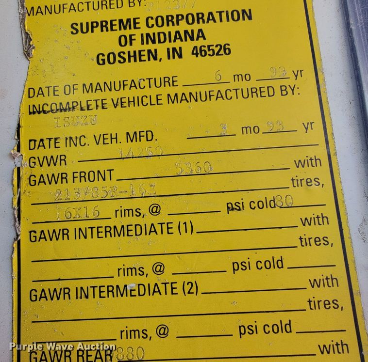 image for item JE9230 1993 GMC 4000DSL  flatbed truck