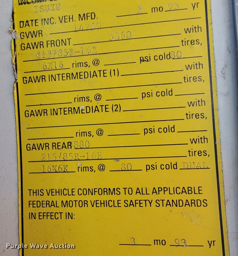 image for item JE9230 1993 GMC 4000DSL  flatbed truck