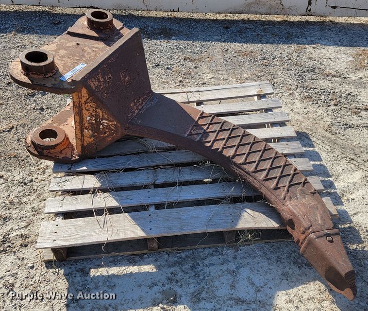 image for item JE9250 Excavator ripper shank