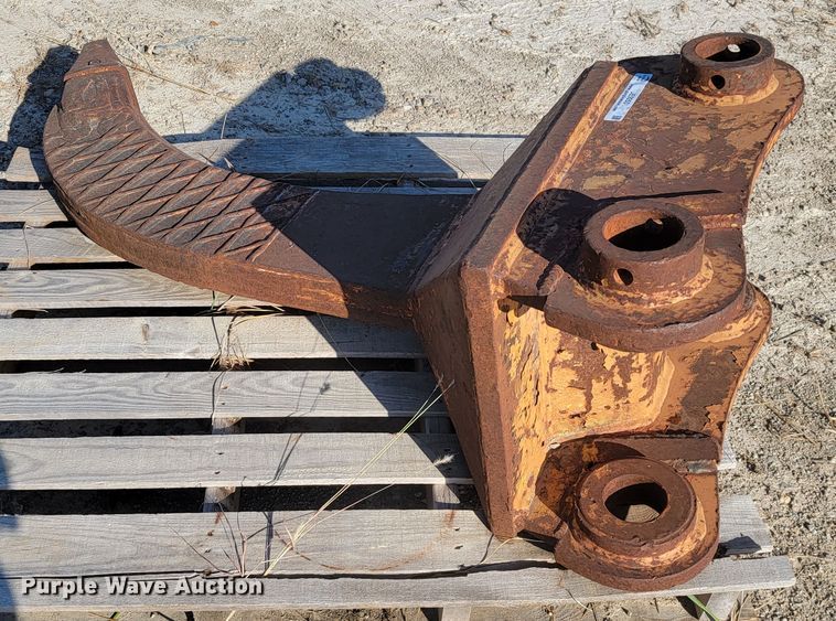 image for item JE9250 Excavator ripper shank