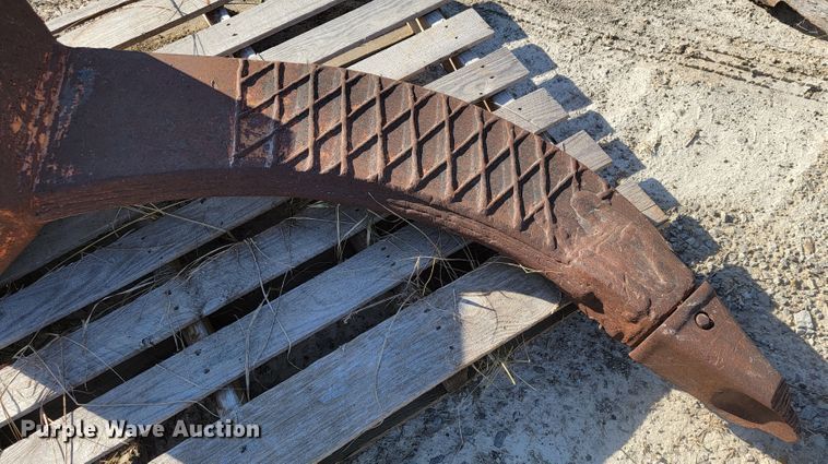 image for item JE9250 Excavator ripper shank