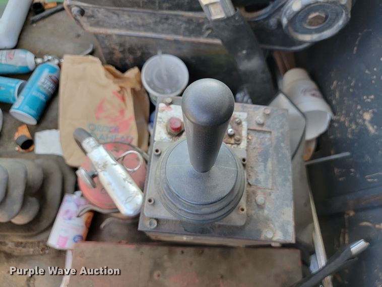 image for item JE9256 1997 Ford LT8000  roll-off container truck