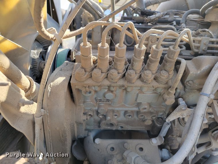 image for item JE9256 1997 Ford LT8000  roll-off container truck