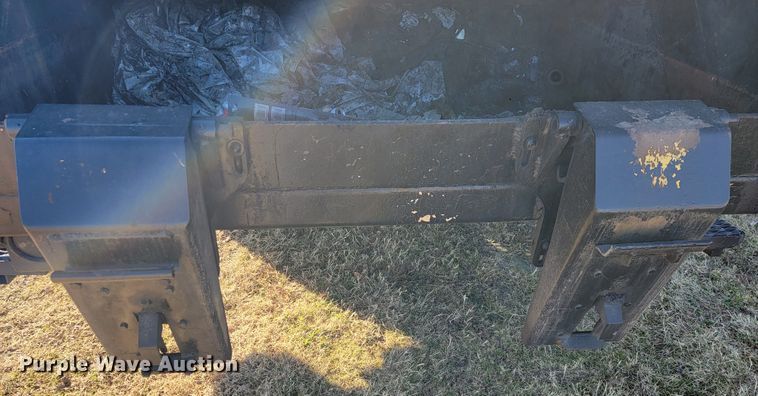 image for item JE9275 2000 International 4900  refuse truck