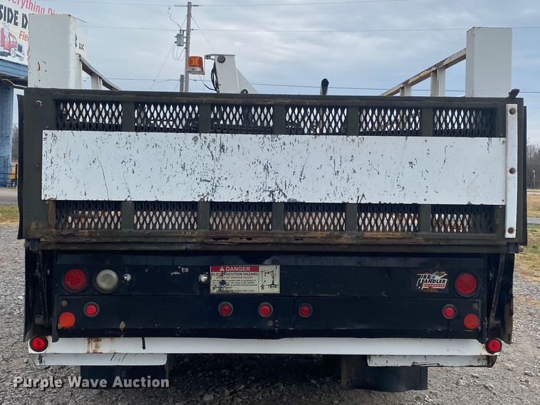 image for item JN9117 2006 Freightliner M2 Business Class  utility / service truck