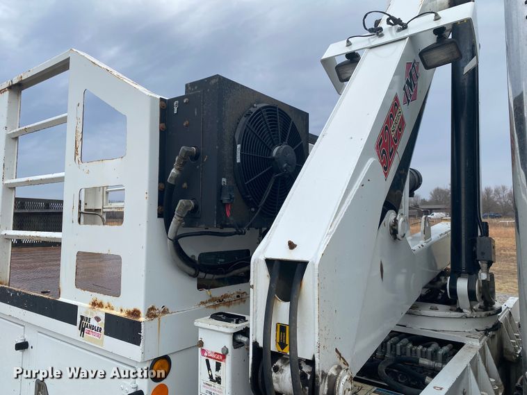 image for item JN9117 2006 Freightliner M2 Business Class  utility / service truck