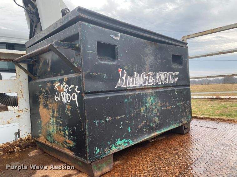 image for item JN9117 2006 Freightliner M2 Business Class  utility / service truck