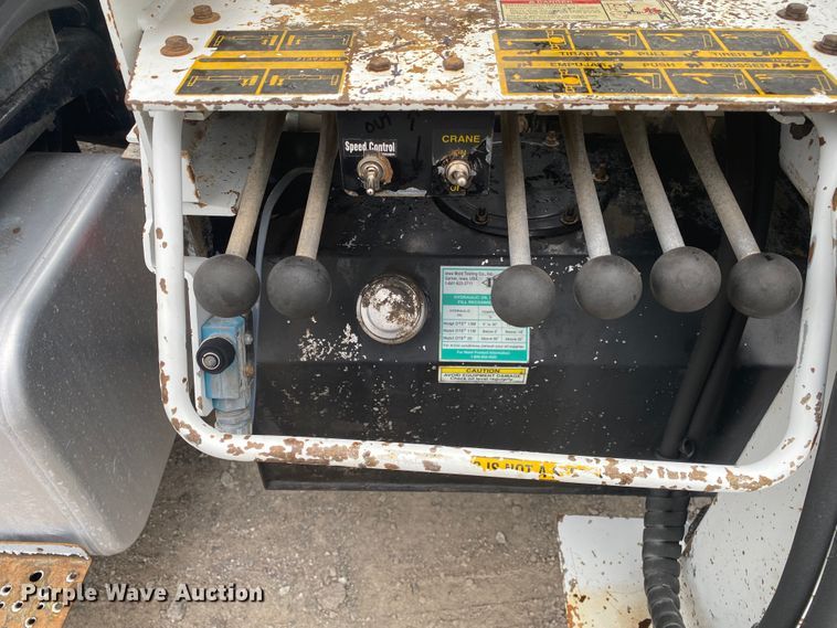 image for item JN9117 2006 Freightliner M2 Business Class  utility / service truck