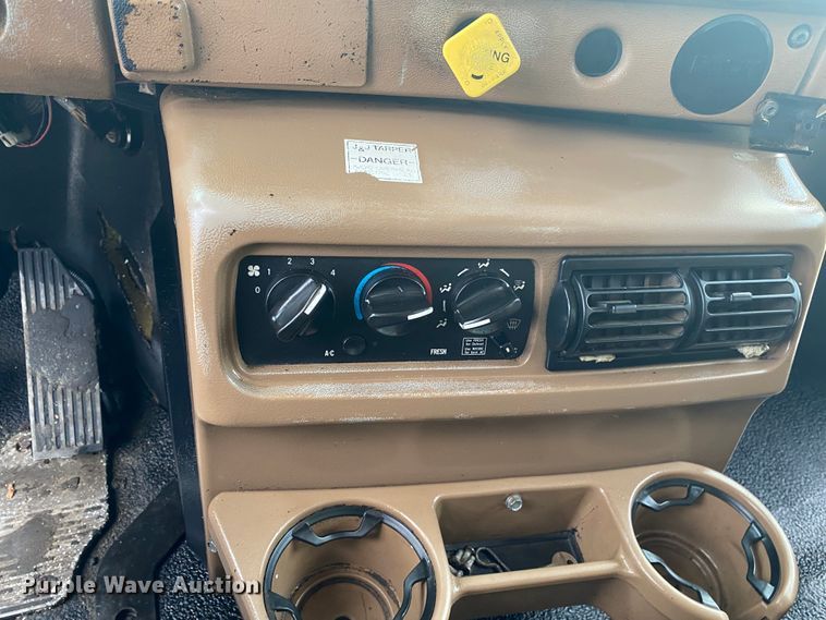 image for item JN9119 2005 Mack CV713 Granite  dump truck